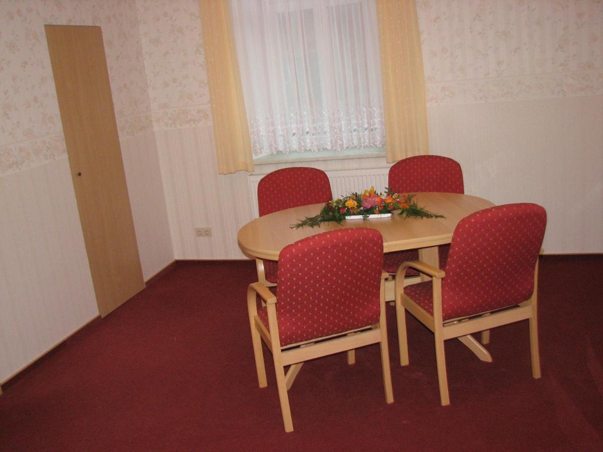 Hotel Garni Dekorahaus Bad Schandau Buitenkant foto