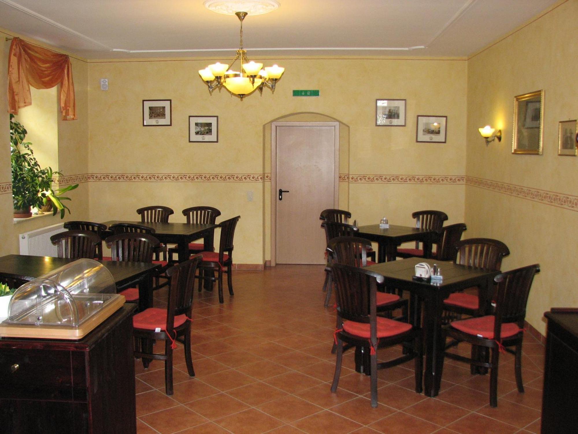 Hotel Garni Dekorahaus Bad Schandau Buitenkant foto