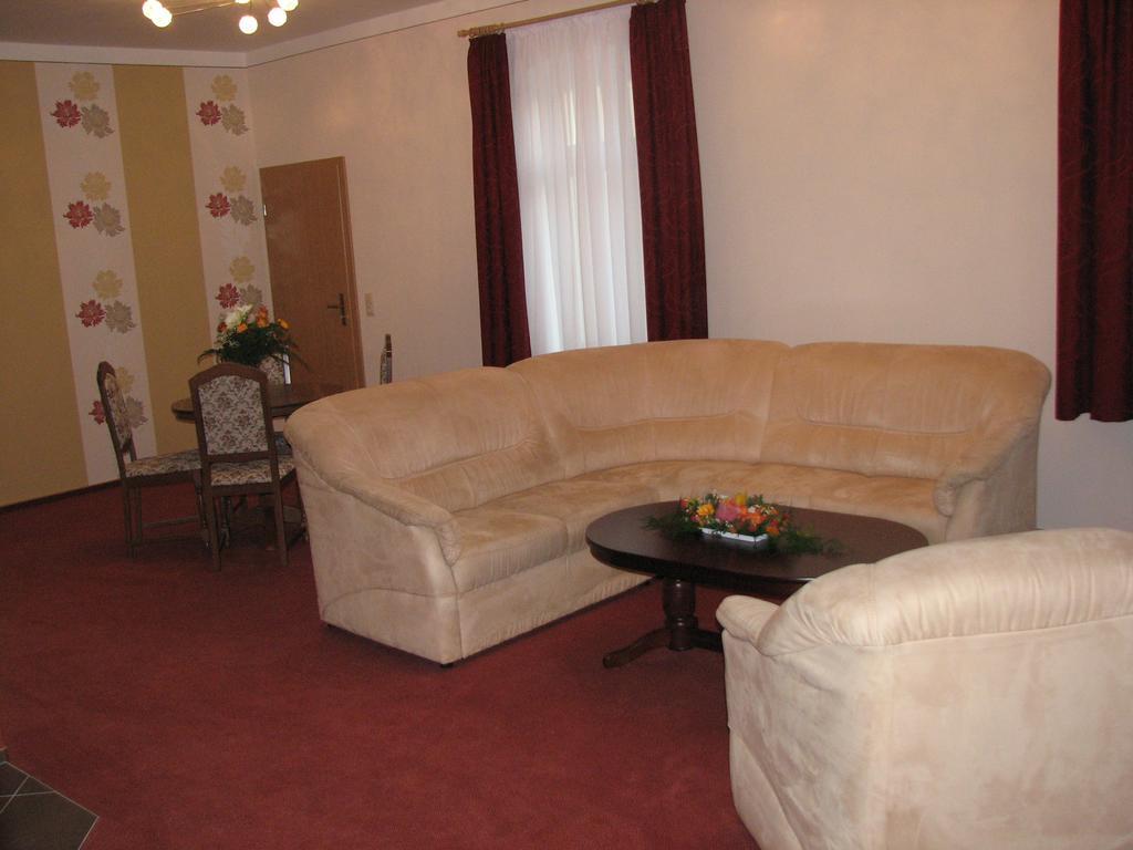 Hotel Garni Dekorahaus Bad Schandau Kamer foto