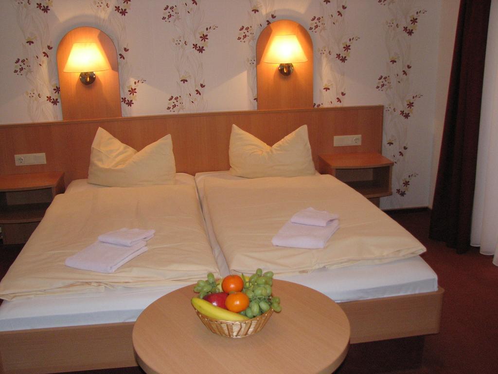 Hotel Garni Dekorahaus Bad Schandau Kamer foto