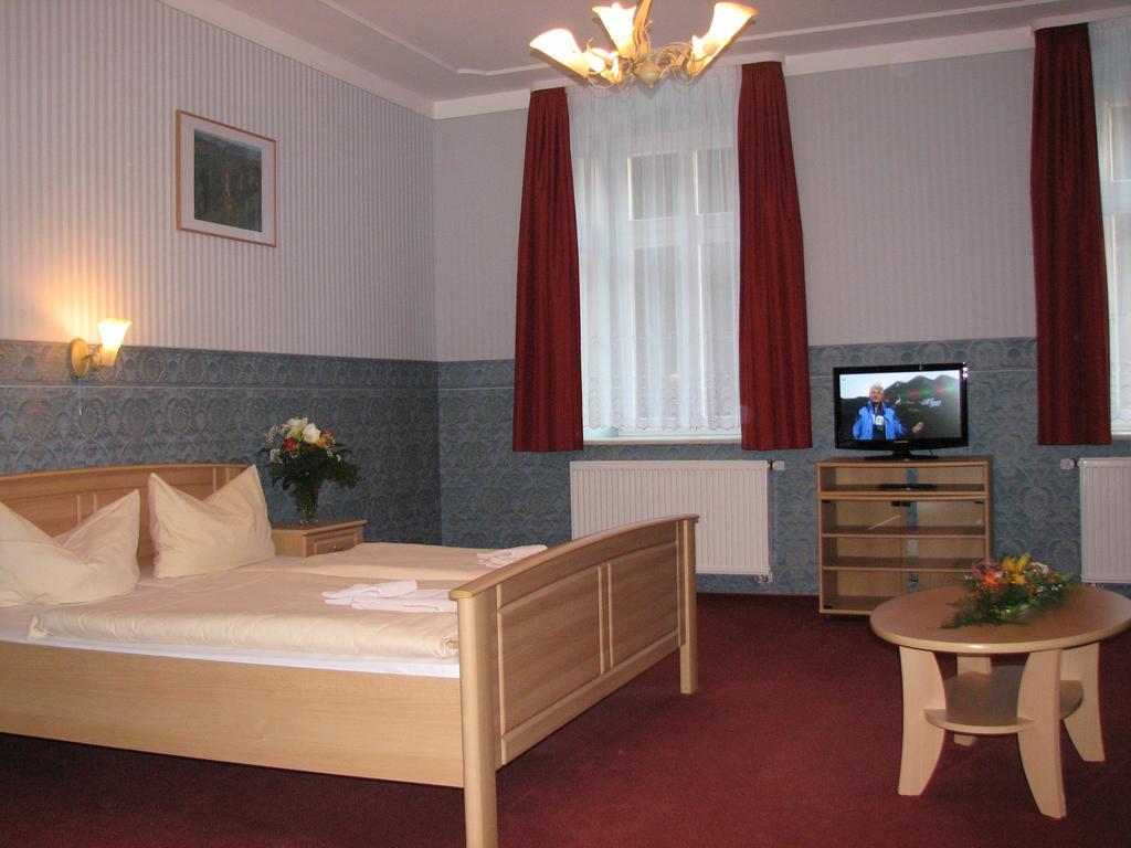 Hotel Garni Dekorahaus Bad Schandau Kamer foto